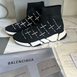 Balenciaga Speed 2.0 Recycled Knit Sneaker All Over Logo With Box Mens 11 US